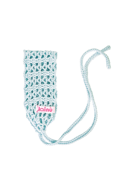 Bandeau bleu avec liens en crochet