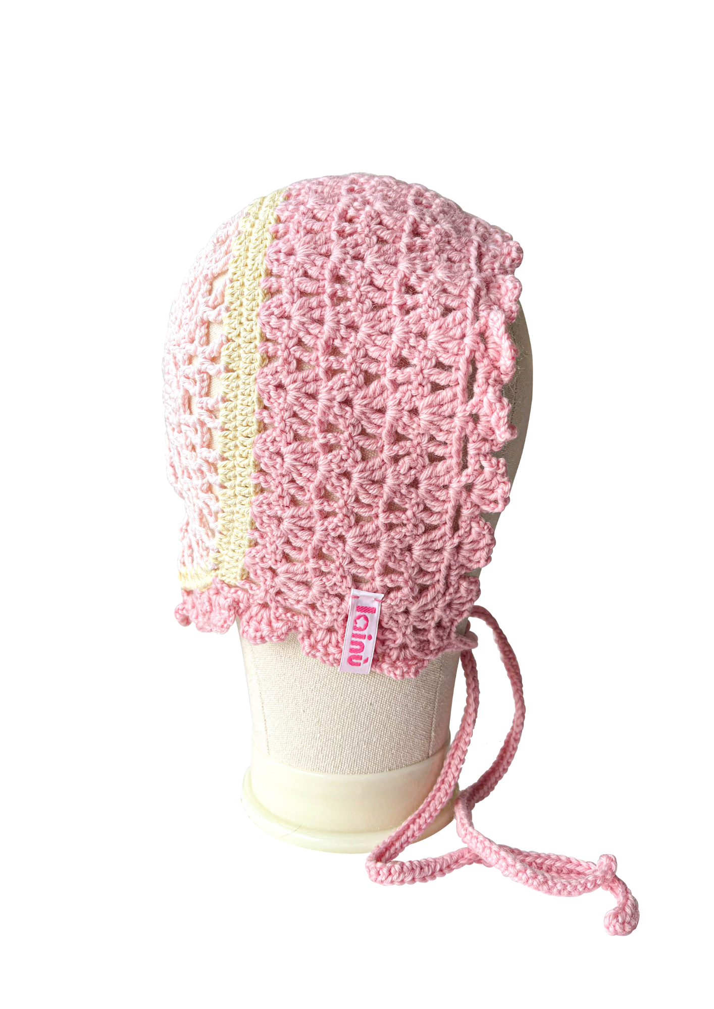 Bonnet rose en crochet, motif fleur