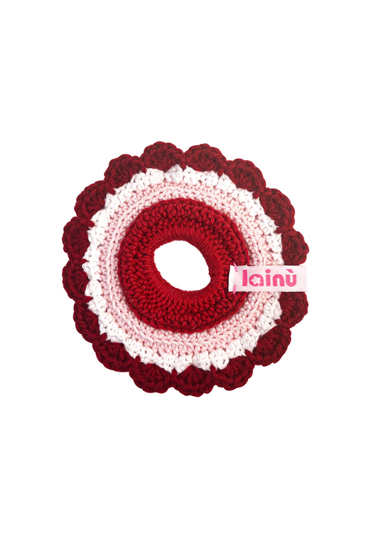 Scrunchie en crochet rouge et rose